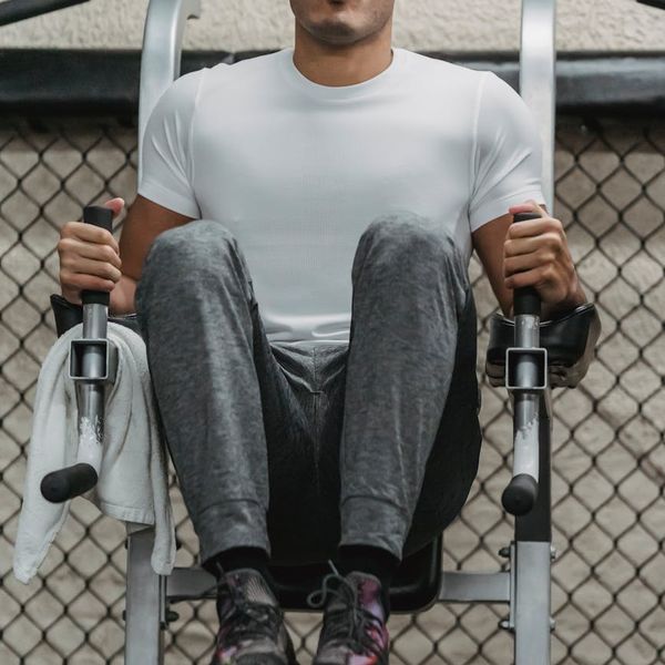 Athlete concentrating before a difficult strength exercise.